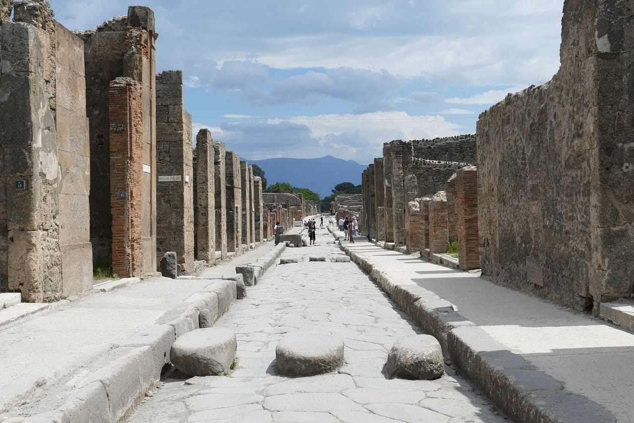 pompeii-2580680_1280