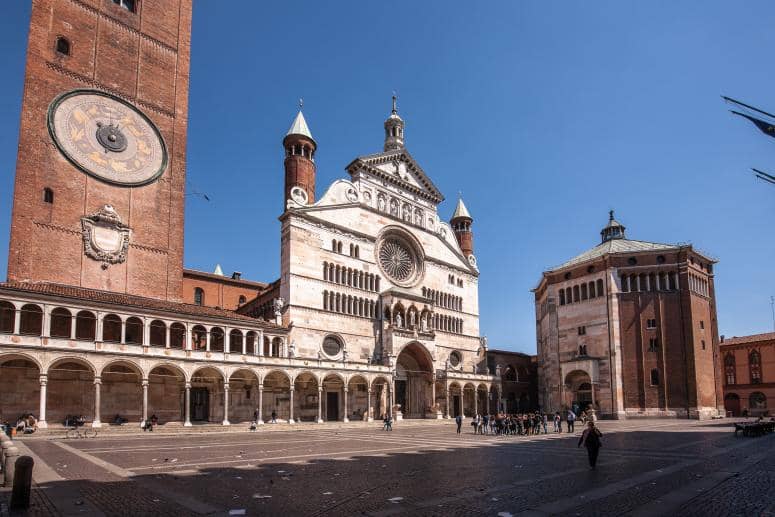 cremona-piazza-duomo